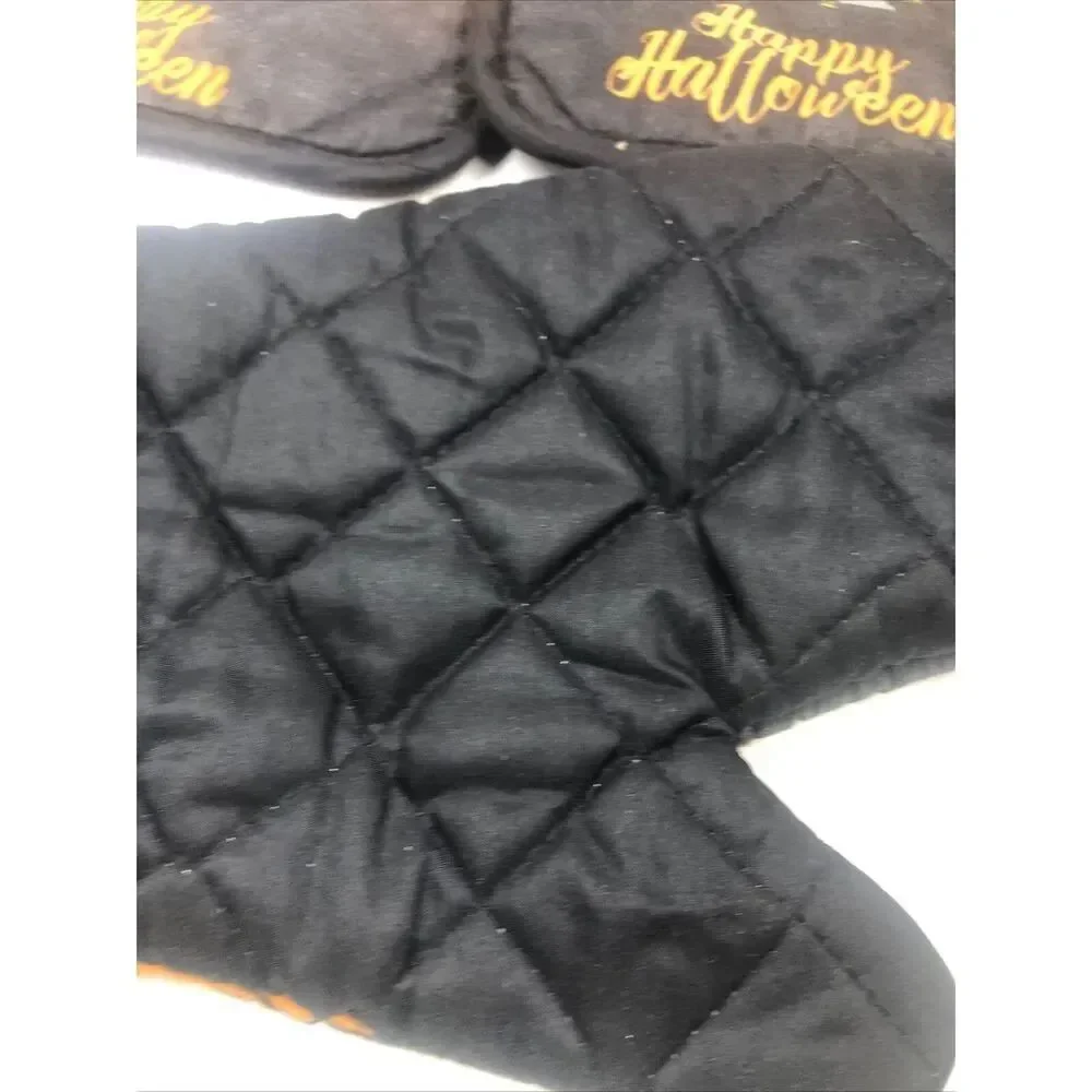 Halloween Kitchen Seat Haunted House 3 Pieces Oven Mitt, Hot Pads